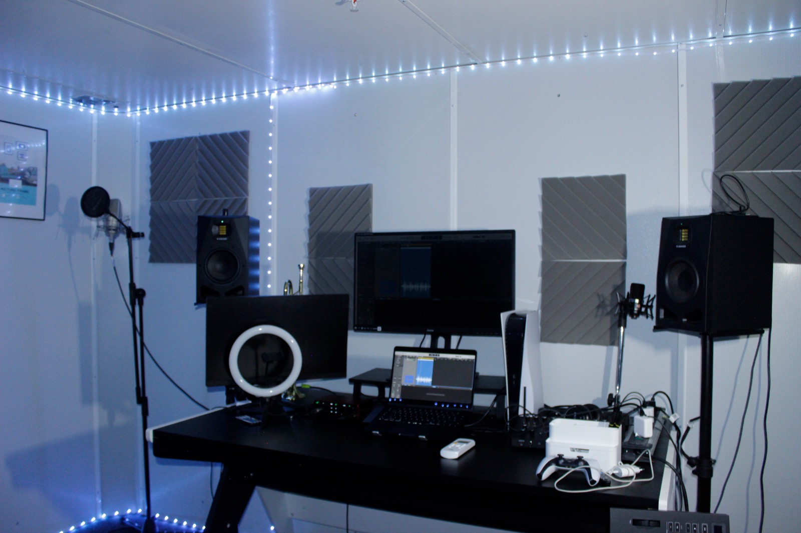 RT RECORDS vocal booth with acoustic treatment